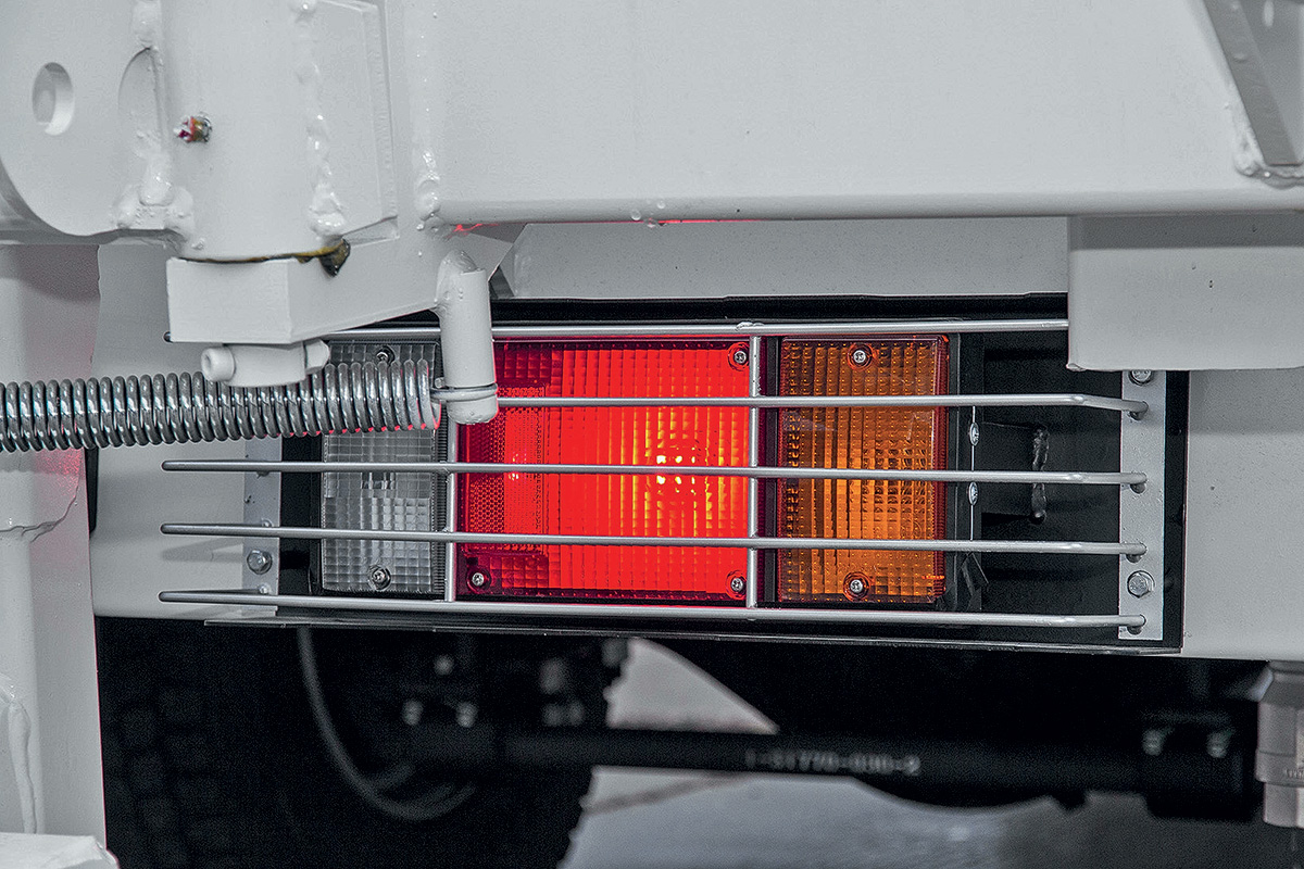 Турецкое с  японским, или как в России мусоровоз на шасси Isuzu сделали